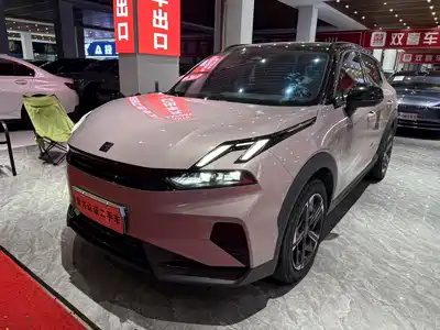Lynk & Co 06 EM-P 2024