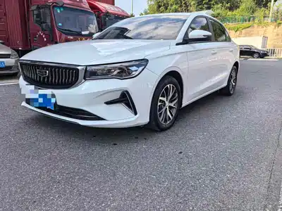 Geely Emgrand 2024