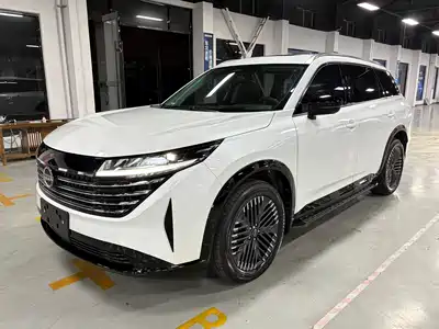Nissan Terra 2024