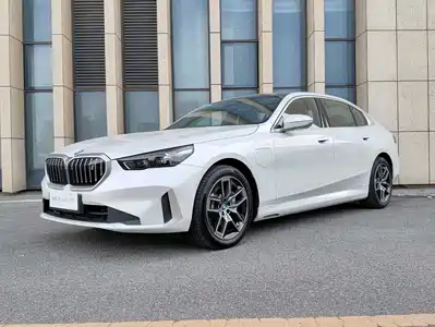 BMW i5 2025
