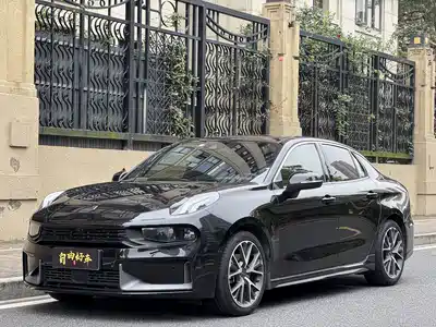 Lynk & Co 03 2022