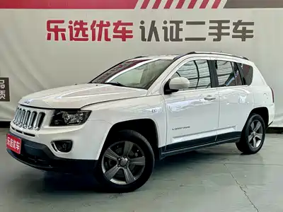 Jeep Compass (Import) 2015