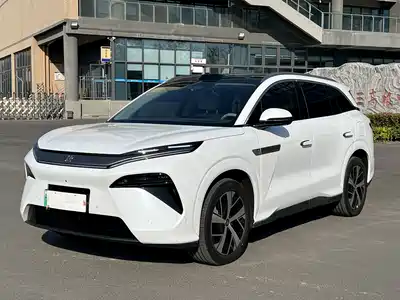 BYD Tang L 2026