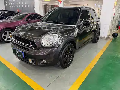 MINI COUNTRYMAN 2016