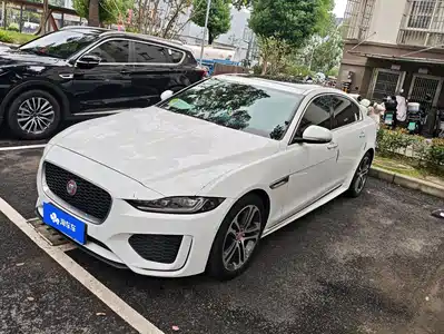 Jaguar XEL 2020