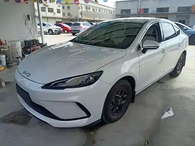 BYD Seal 05 DM-i 2025