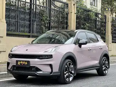 Lynk & Co 06 2022