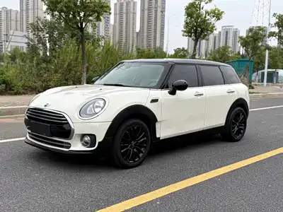 MINI CLUBMAN 2017