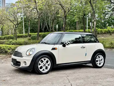 MINI COUNTRYMAN 2012