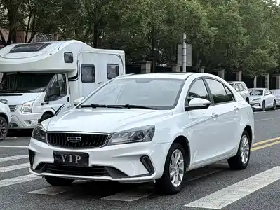 Geely Emgrand 2021