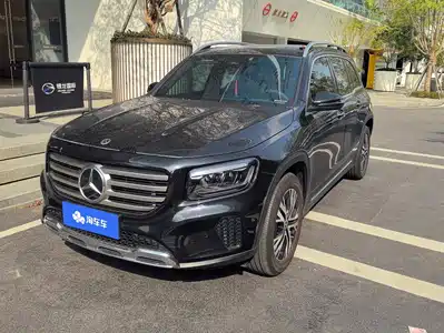 Mercedes-Benz GLB 2025