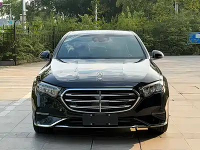 Mercedes-Benz E-Class 2024