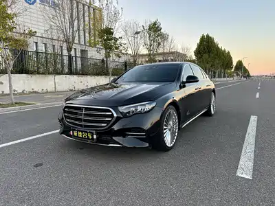Mercedes-Benz E-Class 2024