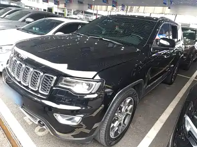 Jeep Grand Cherokee (Import) 2021