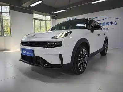 Lynk & Co 06 2022