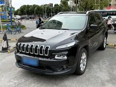 Jeep Cherokee 2016