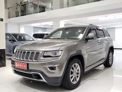 Jeep Grand Cherokee (Import) 2015