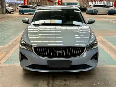 Geely Emgrand 2024