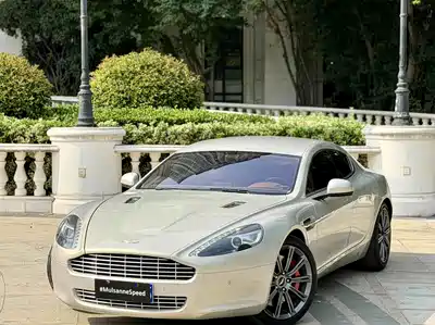 Aston Martin Rapide 2012