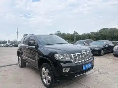 Jeep Grand Cherokee (Import) 2012