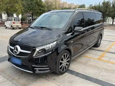 Mercedes-Benz V-Class 2024