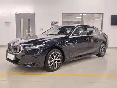 BMW i5 2026