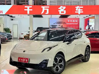 Lynk & Co Z20 2025