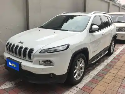 Jeep Cherokee 2016