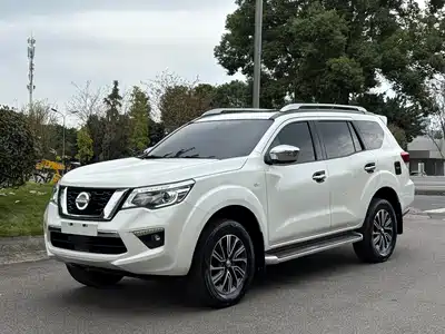 Nissan Terra 2018