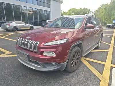 Jeep Cherokee 2016