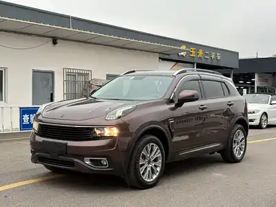 Lynk & Co 01 2018