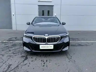 BMW i5 2026