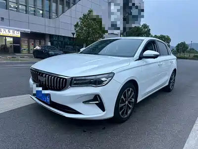 Geely Emgrand 2024