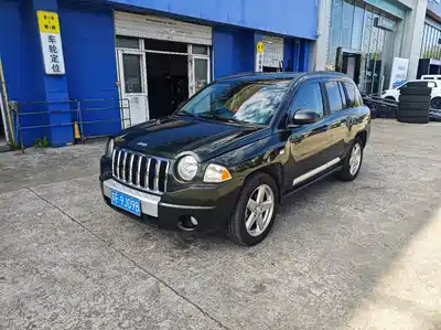 Jeep Compass (Import) 2011
