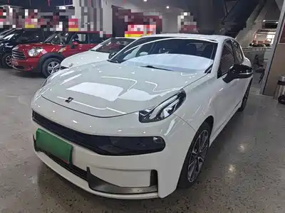 Lynk & Co 03 2020