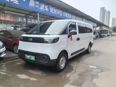 SAIC Maxus Dana V1 2025