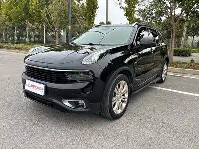 Lynk & Co 01 2019
