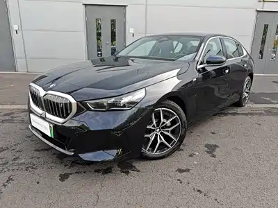 BMW i5 2026