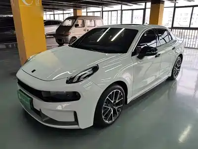 Lynk & Co 03 2022