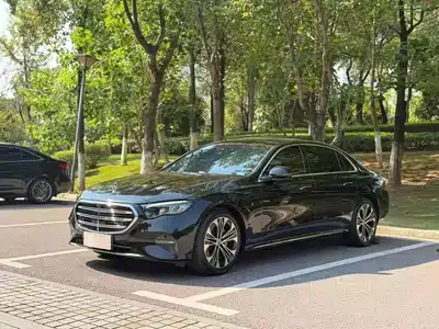 Mercedes-Benz E-Class 2025