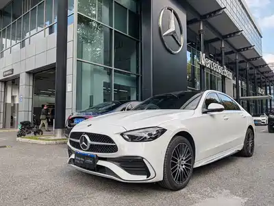Mercedes-Benz C-Class 2025