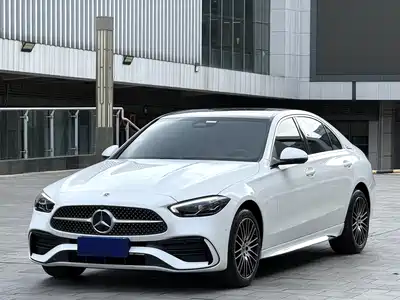 Mercedes-Benz C-Class 2024