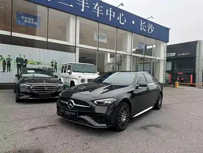 Mercedes-Benz C-Class 2024