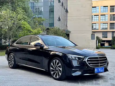 Mercedes-Benz E-Class 2024
