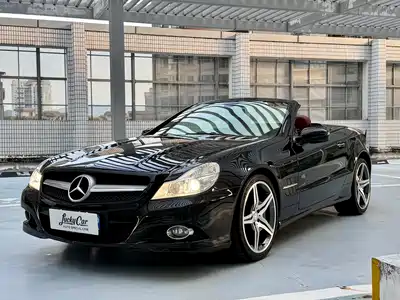 Mercedes-Benz SL-Class 2010