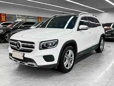 Mercedes-Benz GLB 2023