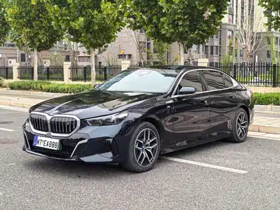 BMW i5 2025