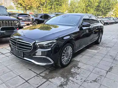 Mercedes-Benz E-Class 2022