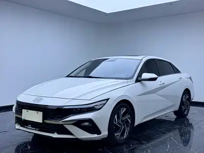 Hyundai Elantra 2023