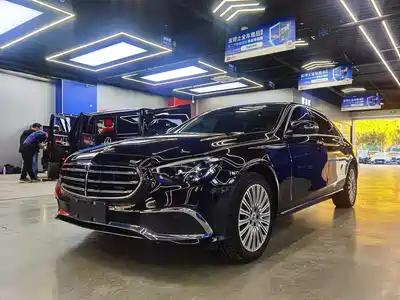 Mercedes-Benz E-Class 2022